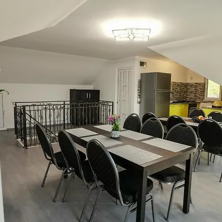 Casa De Pe Rau Villa *
